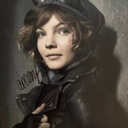 Bicondova, Camren